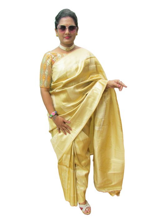 Pretty Women's Golden Kanjivaram Silk Saree