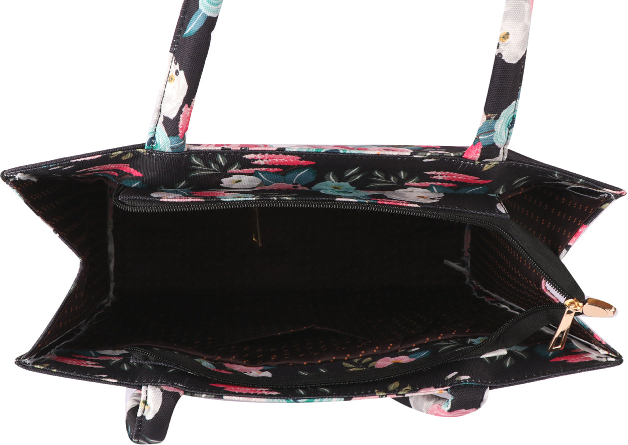Stylish Doll printed Handbag in Black color