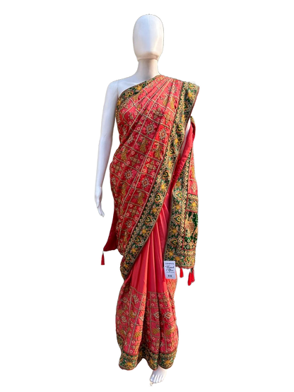 Pretty Women's Reddish-Green Bandhini Saree